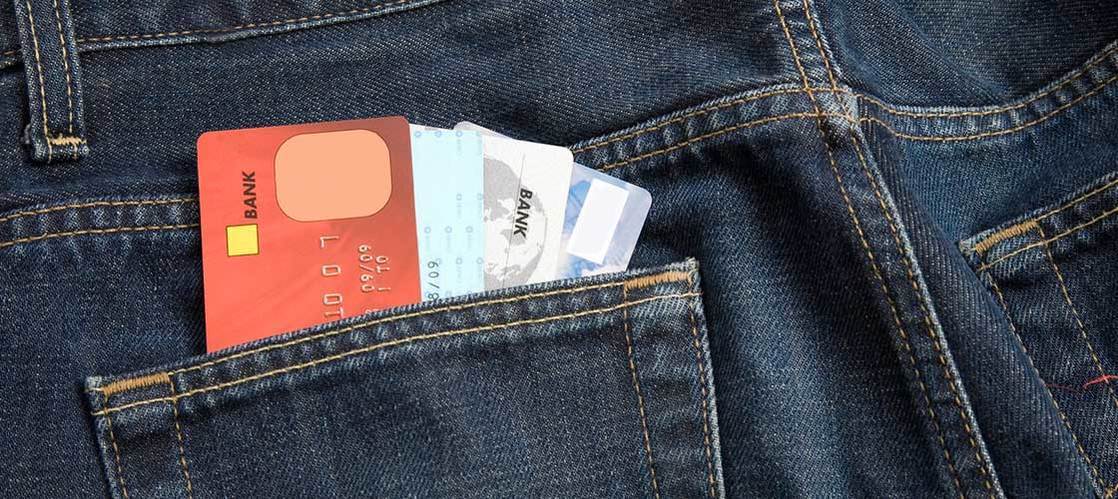 WHICH CREDIT CARD IS RIGHT FOR YOU?
